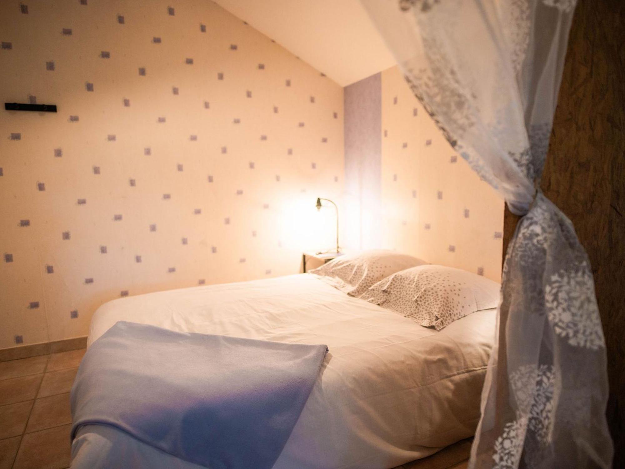 Gite De Charme Renove Avec Cheminee, Terrasse Et Proche Randonnees - Capacite 13 Pers. - Fr-1-410-179 Saint-Léonard-des-Bois Zewnętrze zdjęcie