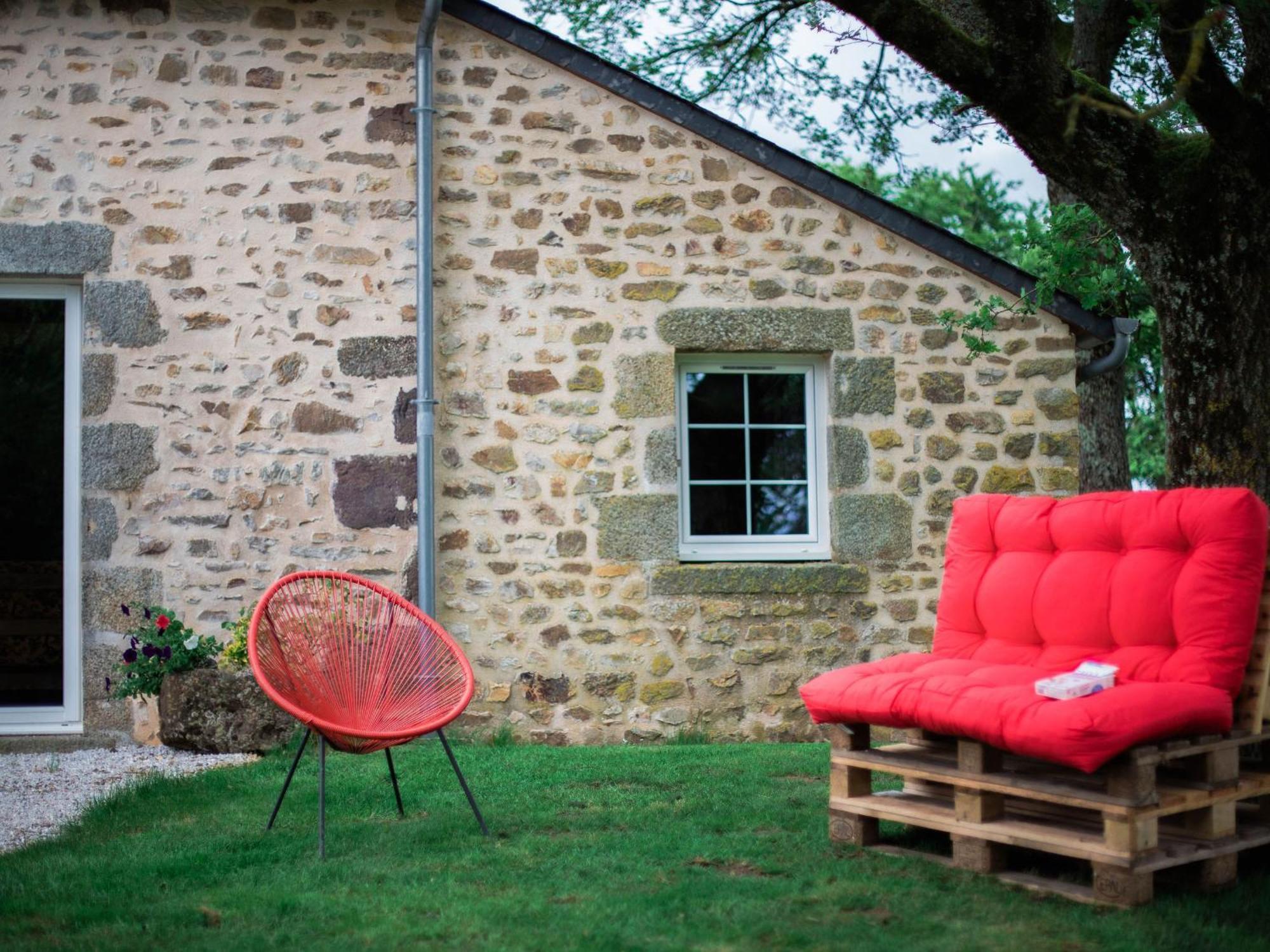 Gite De Charme Renove Avec Cheminee, Terrasse Et Proche Randonnees - Capacite 13 Pers. - Fr-1-410-179 Saint-Léonard-des-Bois Zewnętrze zdjęcie